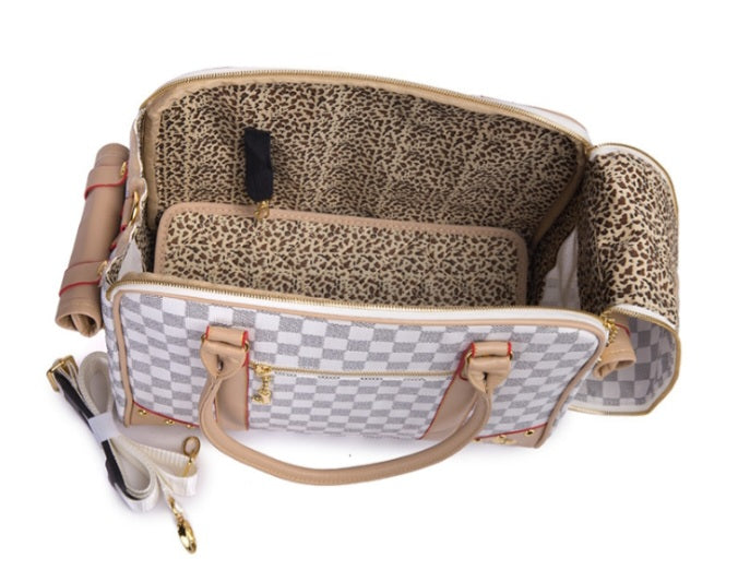 Sweet White Carrier