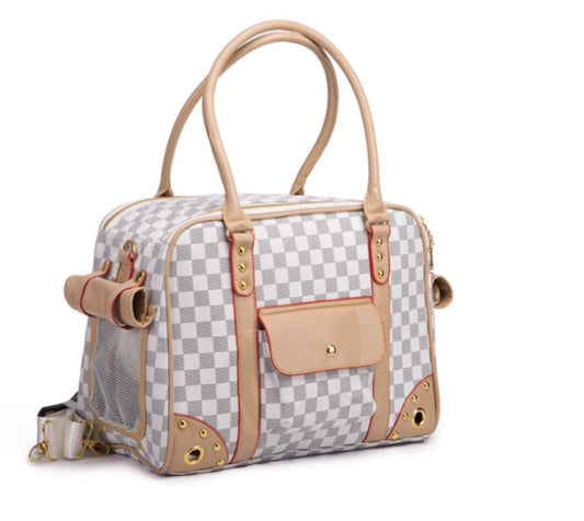 Sweet White Carrier